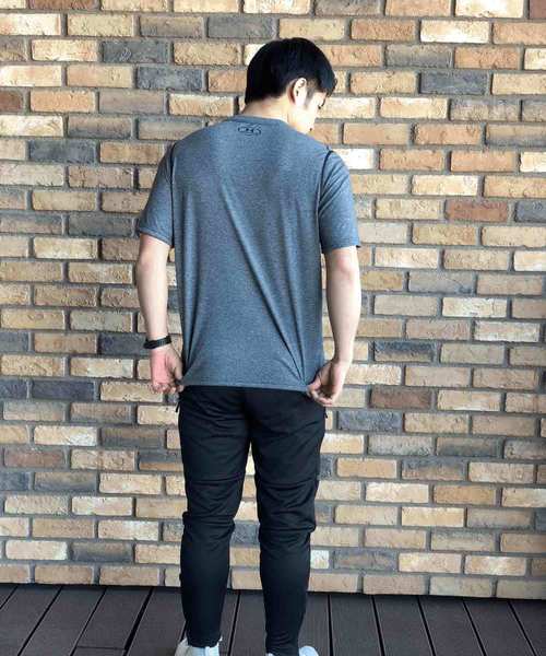 UNDER ARMOUR（アンダーアーマー）の「メンズ トレーニング半袖Tシャツ / スレッドボーン半袖Tシャツ（Tシャツ/カットソー・メンズ・ライトブルー/ライトグリーン/ホワイト/レッド/グレー/ライトグレー/ブラック系その他/ブラック・XL/L/S/M/3XL/4XL/XXL）」の21枚目の写真