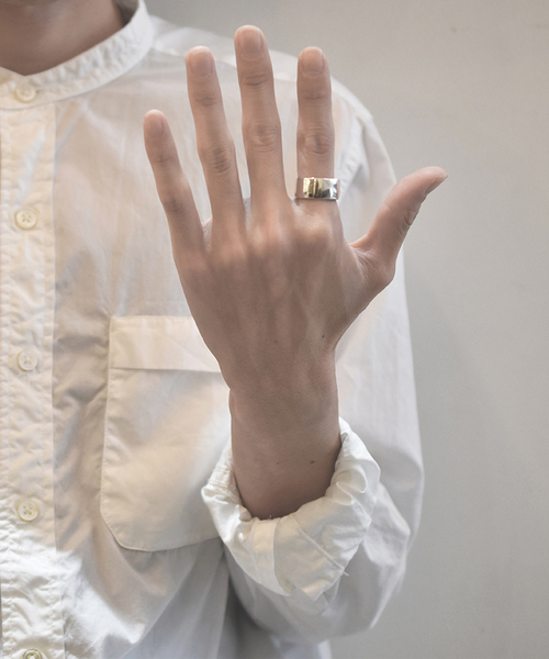 UNKNOWN.（アンノウン）の「【UNKNOWN.】FLAT(10mm)　SLV　U007（リング・レディース・シルバー・SMALL/MEDIUM/LARGE/X-SMALL）」の8枚目の写真