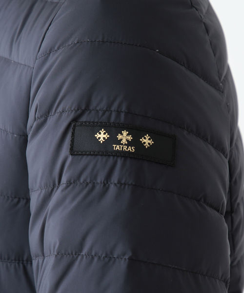 【美品】TATRAS × BEAMS 別注 ダウン ACACIA ネイビー M TATRAS / 別注 ACACIA ノーカラーライトダウンジャケット