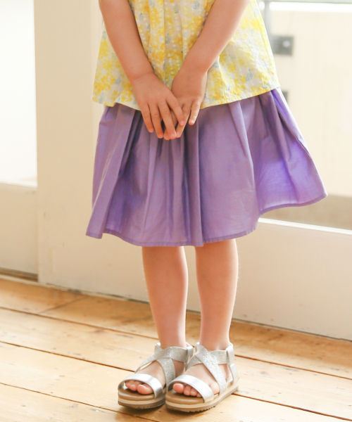 GLOBAL WORK（グローバルワーク）の「【キッズ】ギャザースカート(無地)/816887（スカート・キッズ・ブルー/グリーン/ライトピンク/パープル系その他5/イエロー/ブラック/オレンジ/ライトブルー/ベージュ/カーキ・X-LARGE/LARGE/SMALL/XX-LARGE/MEDIUM）」の8枚目の写真