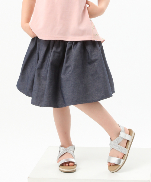 GLOBAL WORK（グローバルワーク）の「【キッズ】ギャザースカート(無地)/816887（スカート・キッズ・ブルー/グリーン/ライトピンク/パープル系その他5/イエロー/ブラック/オレンジ/ライトブルー/ベージュ/カーキ・X-LARGE/LARGE/SMALL/XX-LARGE/MEDIUM）」の6枚目の写真