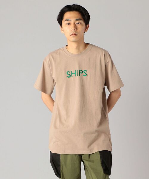 SHIPS（シップス）の「SC:【一部WEB限定カラー】SHIPSロゴ エンブロイダリー Ｔシャツ（Tシャツ/カットソー・メンズ・ライトホワイト/ブラウン/ベージュ/ネイビー/ホワイト系その他/ホワイト/イエロー/ストーン/ライトグリーン/ラベンダー・S/M/L/XL/XXL）」の6枚目の写真