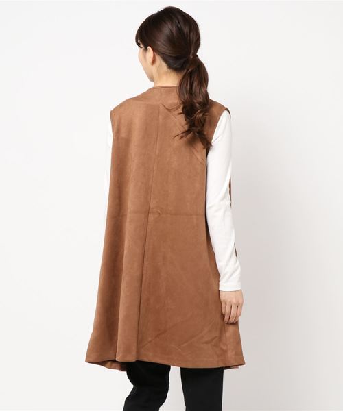 BELLUNA（ベルーナ）の「スエード調素材ロングジレ（その他アウター・レディース・キャメル/カーキ・X-LARGE/MEDIUM/LARGE/XX-LARGE）」の4枚目の写真