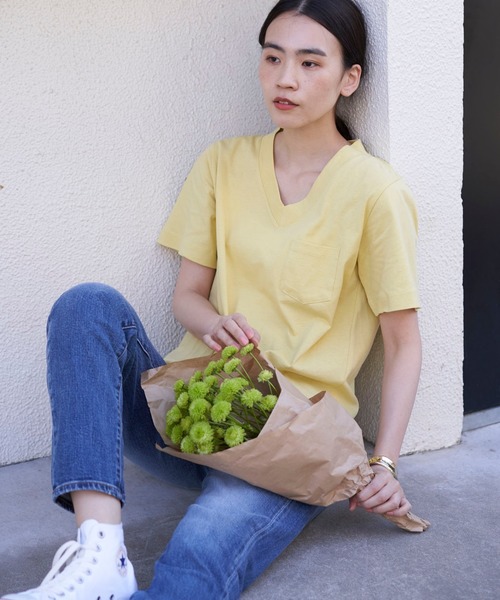 AMERICAN HOLIC（アメリカンホリック）の「18col.Ｖネックポケット付半袖カットプルオーバー（Tシャツ/カットソー・レディース・ベージュ/ブラック/ライトベージュ/サックスブルー/オレンジ/モカ/ピンクベージュ/ブラウン/ピンク/ライトグレー/グリーン/ネイビー/チャコールグレー/オフホワイト/イエロー・M/S/L）」の12枚目の写真