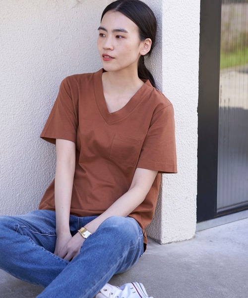 AMERICAN HOLIC（アメリカンホリック）の「18col.Ｖネックポケット付半袖カットプルオーバー（Tシャツ/カットソー・レディース・ベージュ/ブラック/ライトベージュ/サックスブルー/オレンジ/モカ/ピンクベージュ/ブラウン/ピンク/ライトグレー/グリーン/ネイビー/チャコールグレー/オフホワイト/イエロー・M/S/L）」の15枚目の写真