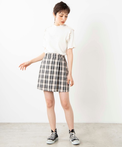 WEGO（ウィゴー）の「WEGO/配色メロウプチハイリブTシャツ（Tシャツ/カットソー・レディース・ホワイト/ベージュ・FREE）」の6枚目の写真