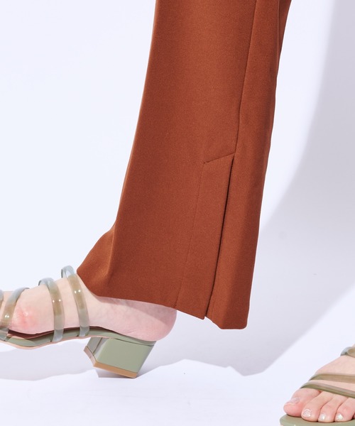 natural couture（ナチュラルクチュール）の「インサイドスリットカットパンツ（その他パンツ・レディース・アイボリー/ブラウン・L/S/M）」の16枚目の写真