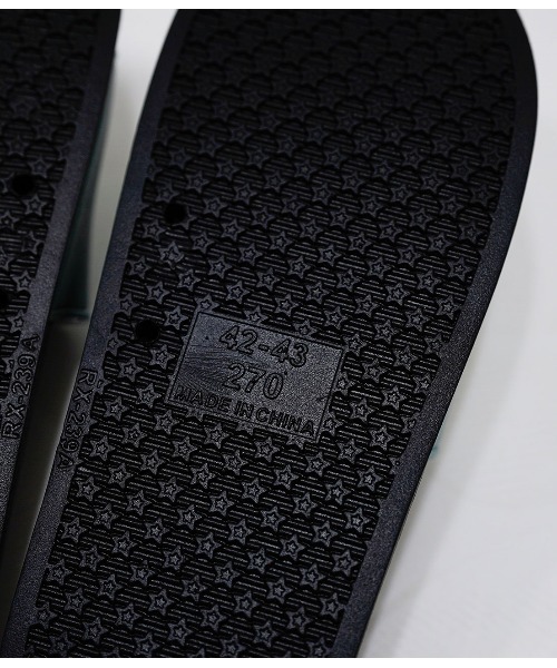 JUNRED（ジュンレッド）の「【Soccer Junky/サッカージュンキー】コラボシャワーサンダル（スリッポン・メンズ・ホワイト/グリーン・M/L）」の11枚目の写真