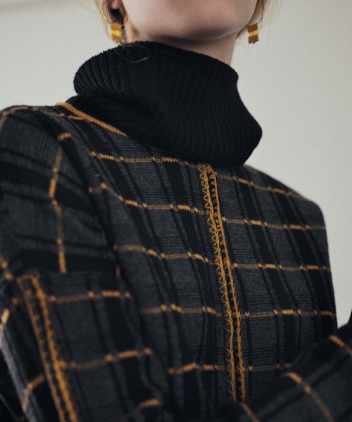 TAN（タン）の「【TAN(タン)】チェックタートルプルオーバーニット　20AW-6（ニット/セーター・レディース・ベージュ/ブラック・FREE）」の14枚目の写真