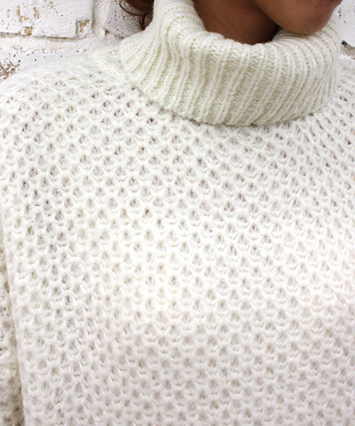 mystic（ミスティック）の「モヘアライクタートルプルオーバー（ニット/セーター・レディース・オフホワイト/グレー/ネイビー/オレンジ・FREE）」の10枚目の写真