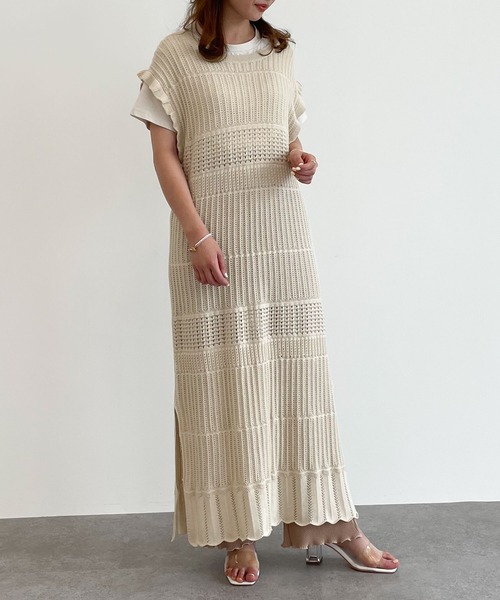 SLURR(スラ―)の「透かし編みサイドスリットロング丈ベスト(ベスト・レディース・ブラック/ベージュ/その他8・FREE)」の3枚目の写真