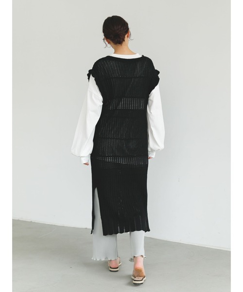 SLURR(スラ―)の「透かし編みサイドスリットロング丈ベスト(ベスト・レディース・ブラック/ベージュ/その他8・FREE)」の6枚目の写真