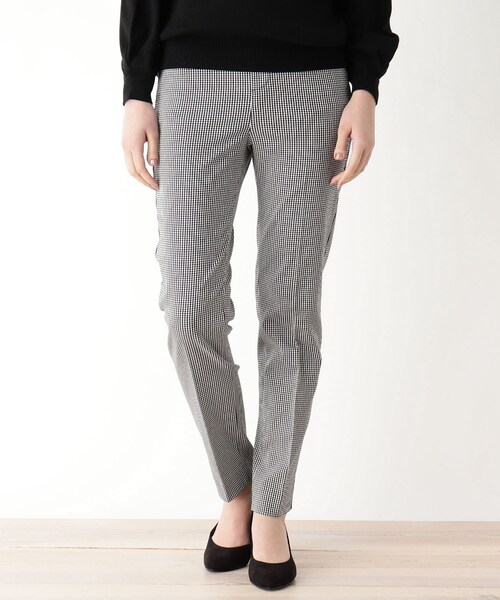 pink adobe（ピンクアドベ）の「◆【S-3L】しなやかFitテーパードパンツ（その他パンツ・レディース・ブラック/アイボリー/ライトパープル/キャメル/ベビーピンク/ブラック系1/黄緑系・44/40/38/42/36）」の4枚目の写真