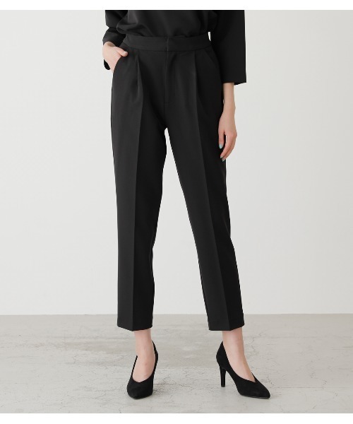 AZUL by moussy（アズールバイマウジー）の「TAPERED PANTS/テーパードパンツ（その他パンツ・レディース・ライトグレー/ブラック・SMALL/MEDIUM）」の2枚目の写真