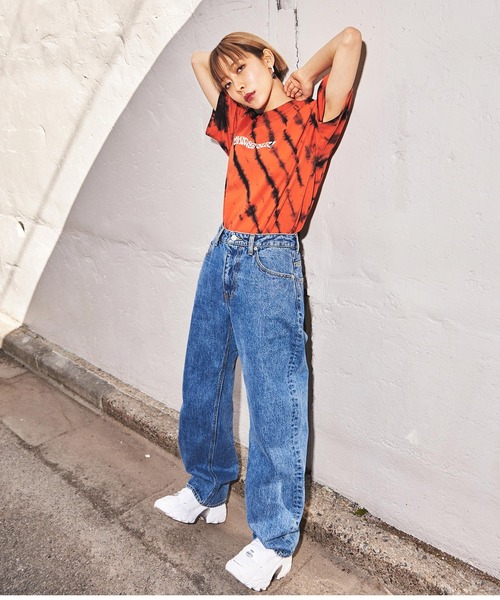 X-girl（エックスガール）の「BUTTERFLY S/S TEE（Tシャツ/カットソー・レディース・ホワイト/ブラック/オレンジ/マルチ・S/M/L/XL）」の17枚目の写真