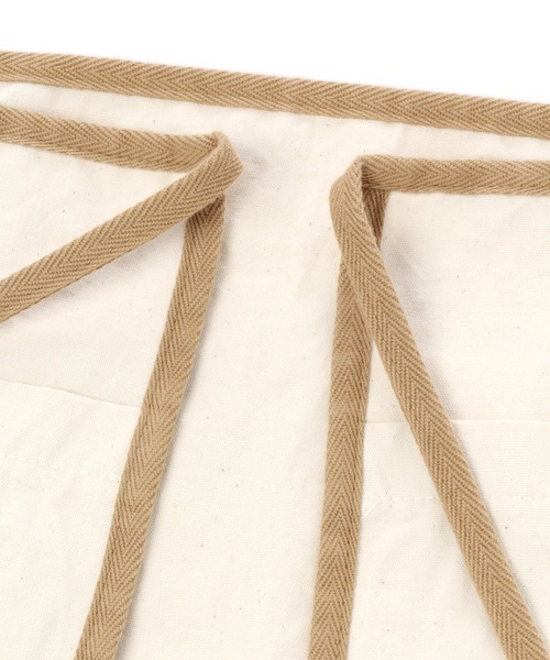 GLOBAL WORK（グローバルワーク）の「オーガニックコットン　カフェエプロン/940373（エプロン・レディース・オフホワイト・FREE）」の13枚目の写真