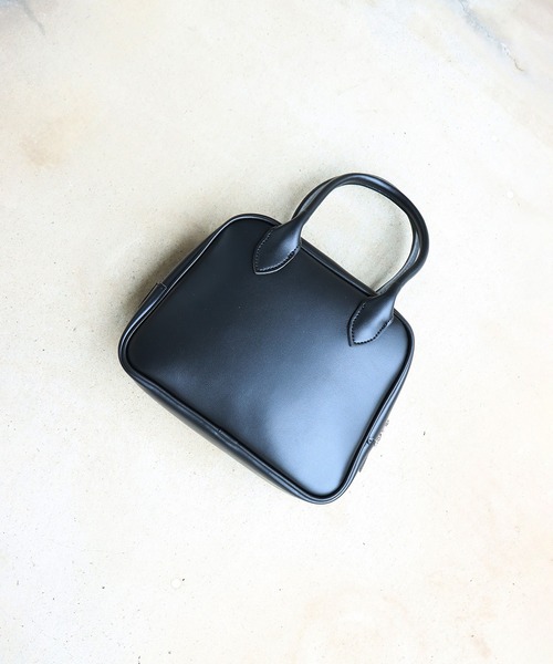 BLUEEAST（ブルーイースト）の「2WAYスクエアボストンバッグ（ボストンバッグ・レディース・ブラック/ブラウン/オフホワイト・FREE）」の5枚目の写真