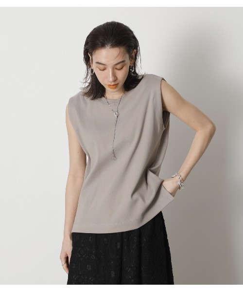 crie conforto(クリーコンフォルト)の「クリーンノースリーブカットソー(タンクトップ・レディース・オフホワイト/ブラウン/ベージュ・FREE)」の16枚目の写真