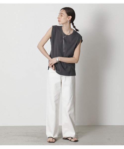 crie conforto(クリーコンフォルト)の「クリーンノースリーブカットソー(タンクトップ・レディース・オフホワイト/ブラウン/ベージュ・FREE)」の14枚目の写真