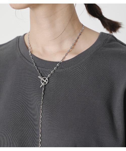 crie conforto(クリーコンフォルト)の「クリーンノースリーブカットソー(タンクトップ・レディース・オフホワイト/ブラウン/ベージュ・FREE)」の5枚目の写真