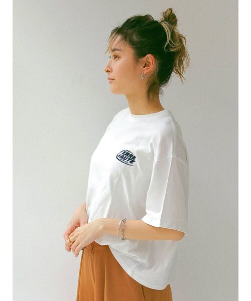 Ungrid（アングリッド）の「フロッキーロゴショートTee（Tシャツ/カットソー・レディース・ネイビー/レッド/オフホワイト・FREE）」の2枚目の写真