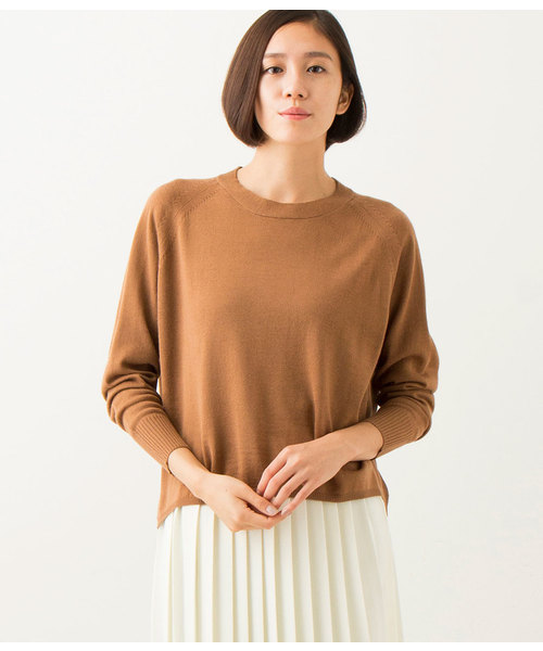 LE JUN（ルジュン）の「【VERY12月号掲載】ＴＩＺウールコクーンラグラン（ニット/セーター・レディース・オフホワイト/キャメル/ネイビー/グレー・MEDIUM/SMALL）」の4枚目の写真