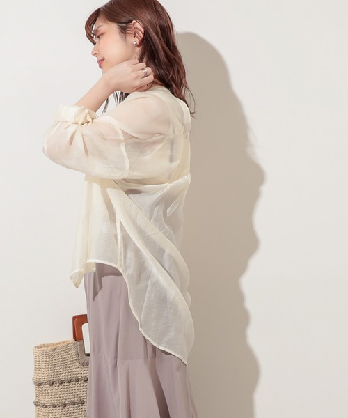 natural couture（ナチュラルクチュール）の「スクエア釦シアーシャツ（シャツ/ブラウス・レディース・オフホワイト/ベージュ/サックスブルー/ピンク/オレンジ・FREE）」の6枚目の写真