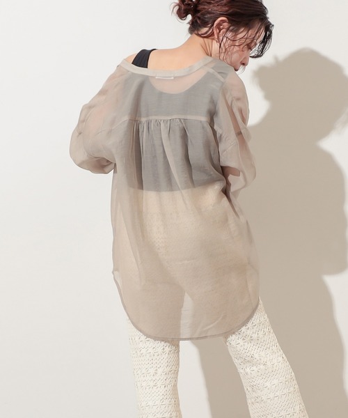 natural couture（ナチュラルクチュール）の「スクエア釦シアーシャツ（シャツ/ブラウス・レディース・オフホワイト/ベージュ/サックスブルー/ピンク/オレンジ・FREE）」の22枚目の写真