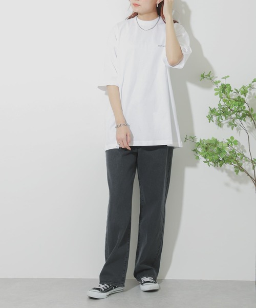 SENSE OF PLACE by URBAN RESEARCH（センスオブプレイスバイアーバンリサーチ）の「DDP×SENSE OF PLACE　『別注』グラフィックアートTシャツ（Tシャツ/カットソー・メンズ・チャコールグレー/ホワイト系その他/アイボリー/ロイヤルブルー/オフホワイト/ホワイト/ダークグレー/ブルー/グレー/グレー系その他・LARGE/MEDIUM）」の3枚目の写真