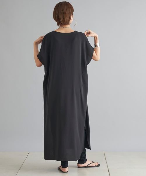 DouDou(ドゥドゥ)の「【WEB限定】カフタンフレンチワンピース(ワンピース・レディース・ブラック/アイボリー・FREE)」の18枚目の写真