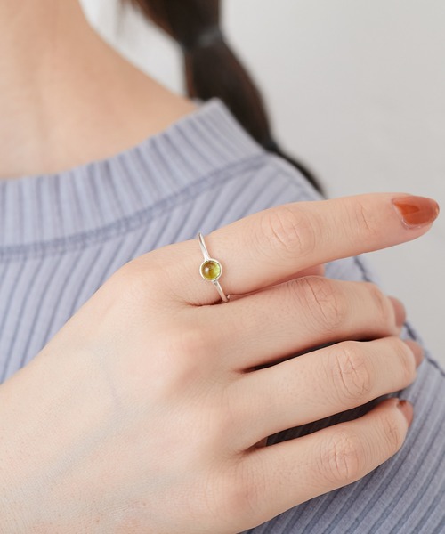 ear PAPILLONNER(イアパピヨネ)の「(WEB限定カラーあり)シルバー925プチストーンリング(リング・レディース・ホワイト/イエロー/パープル/ナチュラル・FREE)」の8枚目の写真