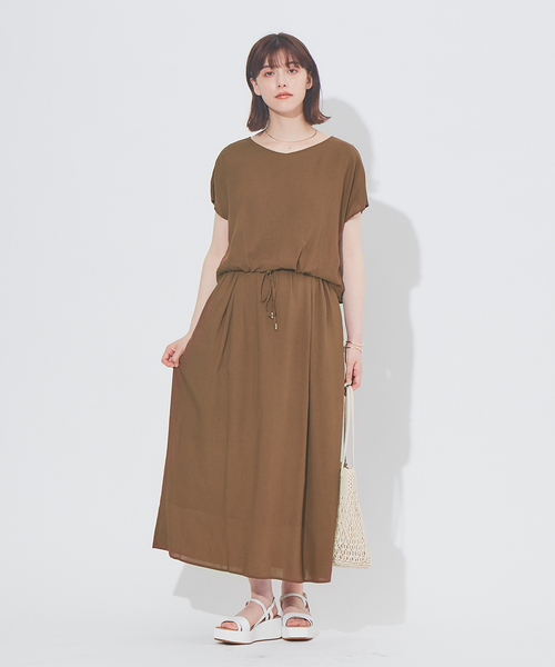 abahouse mavie（アバハウスマヴィ）の「レーヨンリネンウエストギャザーワンピース（ワンピース・レディース・ブラック/ブラウン/イエロー・フリー）」の4枚目の写真