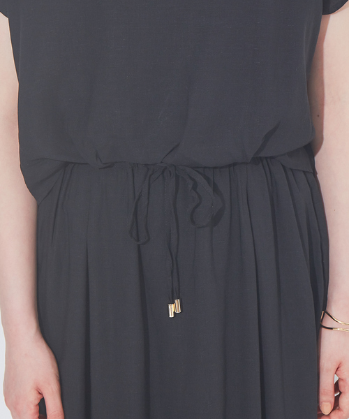 abahouse mavie（アバハウスマヴィ）の「レーヨンリネンウエストギャザーワンピース（ワンピース・レディース・ブラック/ブラウン/イエロー・フリー）」の14枚目の写真