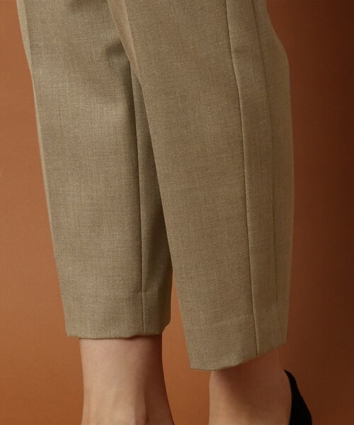 DRESSTERIOR(ドレステリア)の「◆【CLASSY.12月号掲載】サイドストライプテーパードパンツ(その他パンツ・レディース・ブラック/ブラウン系/ピンク系・40/38/36/34)」の11枚目の写真