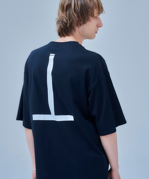 UNITED TOKYO（ユナイテッドトウキョウ）の「Graphic T（big size)（Tシャツ/カットソー・メンズ・ホワイト/ブラック/アイボリー/モスグリーン/ブラック×ブラック/ホワイト系その他/ブラック系その他2/オフホワイト・1/2）」の7枚目の写真