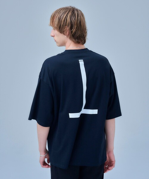 UNITED TOKYO（ユナイテッドトウキョウ）の「Graphic T（big size)（Tシャツ/カットソー・メンズ・ホワイト/ブラック/アイボリー/モスグリーン/ブラック×ブラック/ホワイト系その他/ブラック系その他2/オフホワイト・1/2）」の14枚目の写真
