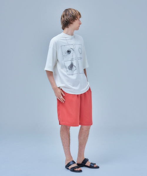 UNITED TOKYO（ユナイテッドトウキョウ）の「Graphic T（big size)（Tシャツ/カットソー・メンズ・ホワイト/ブラック/アイボリー/モスグリーン/ブラック×ブラック/ホワイト系その他/ブラック系その他2/オフホワイト・1/2）」の18枚目の写真