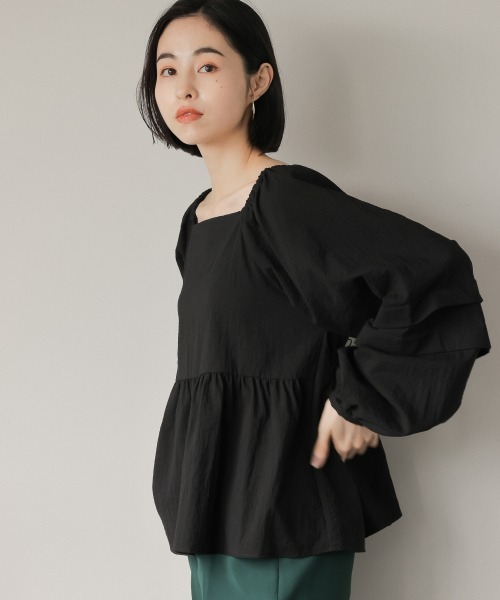 LOWRYS FARM（ローリーズファーム）の「レースアップスクエアブラウス