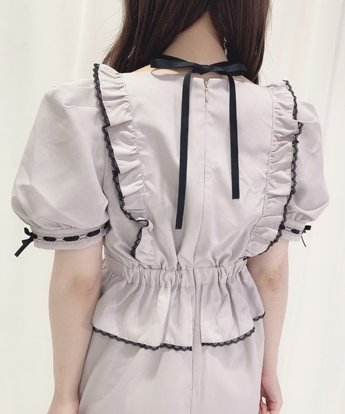 Honey Cinnamon(ハニーシナモン)の「スクエアネックフリルワンピース(ワンピース・レディース・ホワイト×ブラック/ピンク/ブラック・FREE)」の12枚目の写真