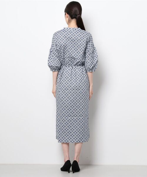 shop DADA(ショップダダ)の「コットンプリントワンピース(1S05-6182)(ワンピース・レディース・ネイビー/ブルー・FREE)」の4枚目の写真