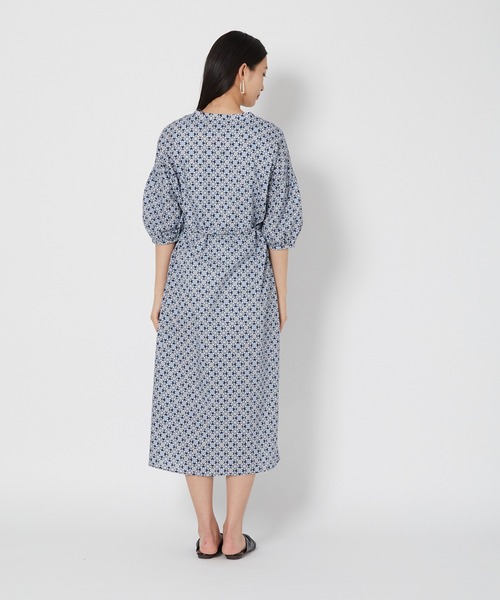 shop DADA(ショップダダ)の「コットンプリントワンピース(1S05-6182)(ワンピース・レディース・ネイビー/ブルー・FREE)」の16枚目の写真
