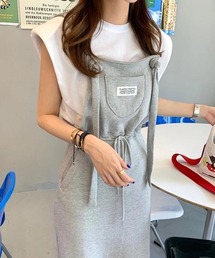 サロペットワンピース