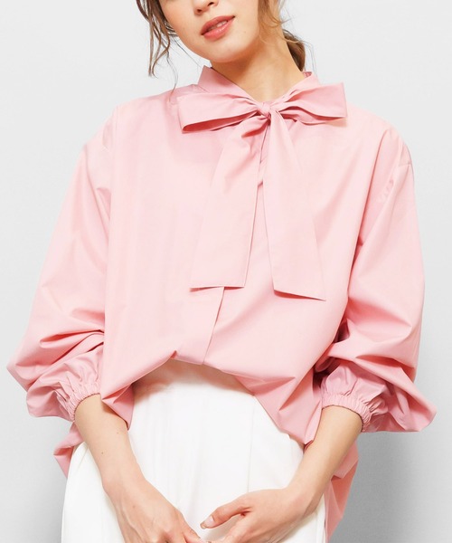 mili an deni（ミリアンデニ）の「リボンタイバルーンスリーブブラウス（シャツ/ブラウス・レディース・オフホワイト/ブラック/ブルー/ネイビー/ミント/ピンク/イエロー/アッシュグレー/エメラルド/クリアブルー/ベビーピンク・M/L）」の10枚目の写真