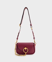 CHARLES & KEITH（チャールズ & キース）の「チャンキーチェーンリンク クロスボディバッグ / Chunky Chain-Link Crossbody Bag（ショルダーバッグ）」