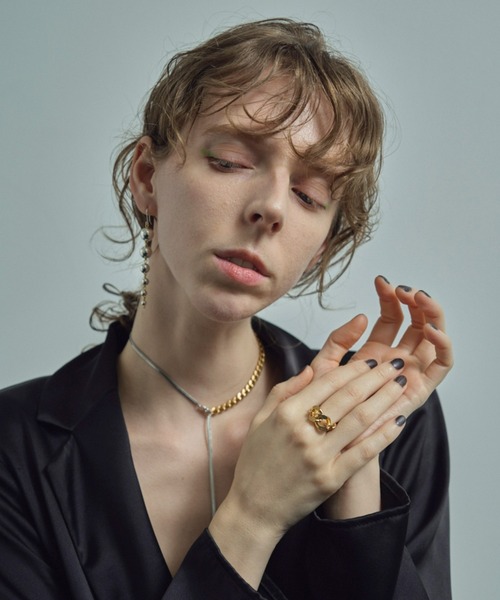 and cloud（アンドクラウド）の「Gradation Ring M（リング・レディース・ブラック/イエローゴールド/シルバー・L/M）」の9枚目の写真