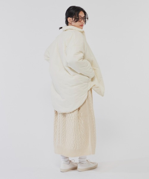 Libra Cue（リブラ キュー）の「中綿オーバールーズパフショートコート（ダウンジャケット/コート・レディース・ブラック/アイボリー/スモークピンク・FREE）」の12枚目の写真