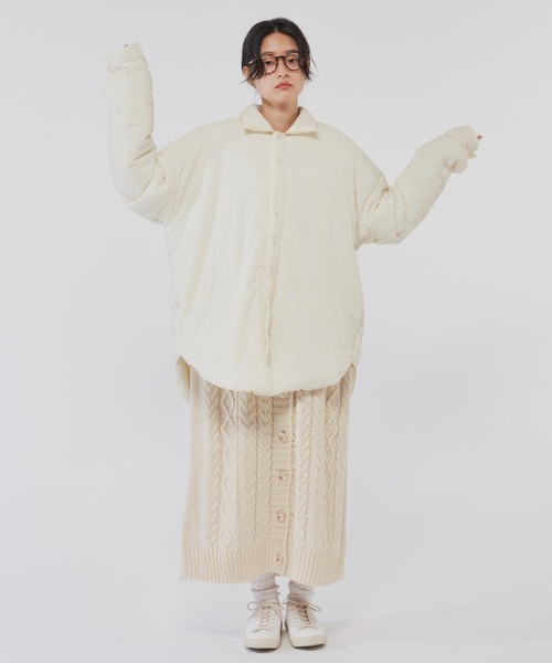 Libra Cue（リブラ キュー）の「中綿オーバールーズパフショートコート（ダウンジャケット/コート・レディース・ブラック/アイボリー/スモークピンク・FREE）」の10枚目の写真