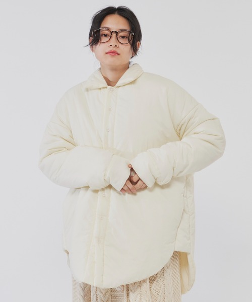 Libra Cue（リブラ キュー）の「中綿オーバールーズパフショートコート（ダウンジャケット/コート・レディース・ブラック/アイボリー/スモークピンク・FREE）」の13枚目の写真