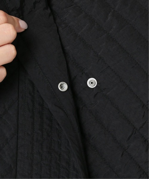 JOURNAL STANDARD(ジャーナルスタンダード)の「イレギュラーキルティングミドルブルゾン◆2(ブルゾン・レディース・ブラック/グレー・FREE)」の21枚目の写真