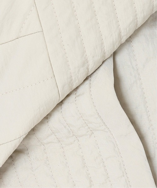 JOURNAL STANDARD(ジャーナルスタンダード)の「イレギュラーキルティングミドルブルゾン◆2(ブルゾン・レディース・ブラック/グレー・FREE)」の11枚目の写真